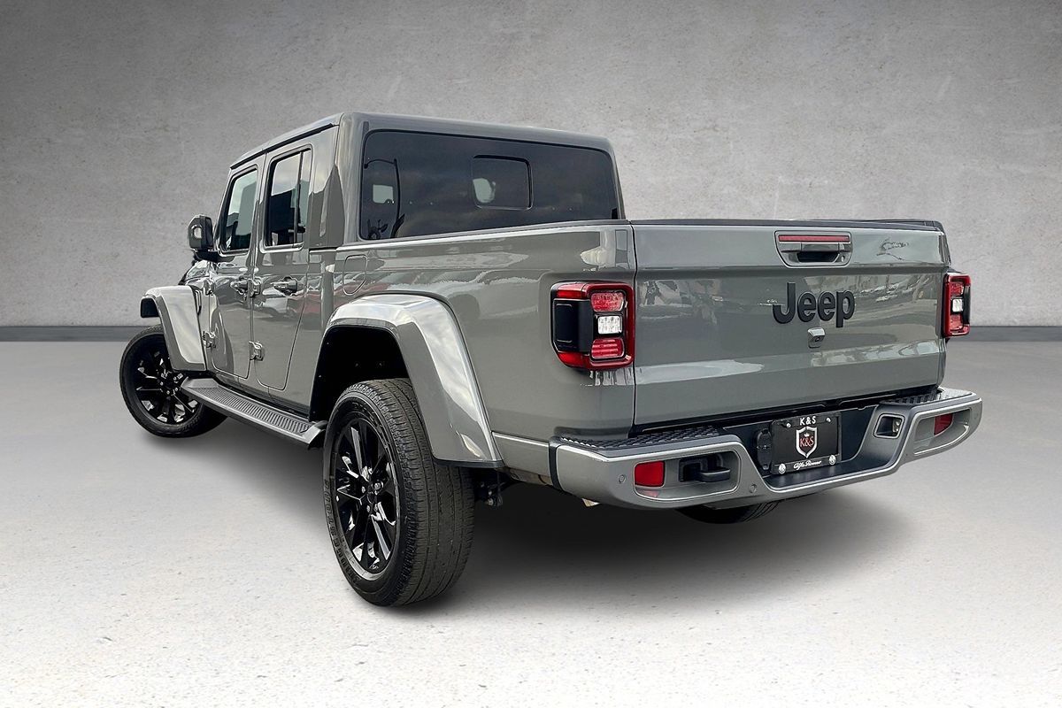 2023 Jeep Gladiator High Altitude photo 3