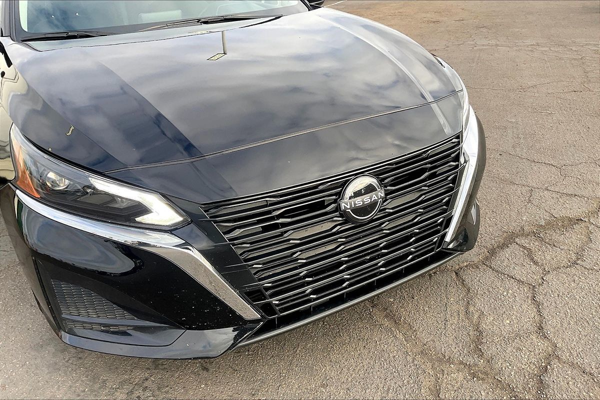 2024 Nissan Altima 2.5 SV photo 5