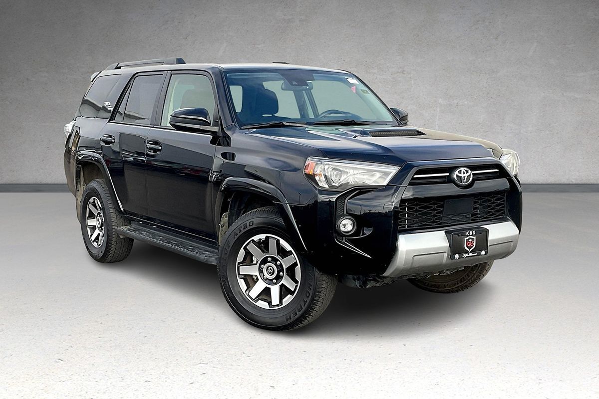 2024 Toyota 4Runner TRD photo 2
