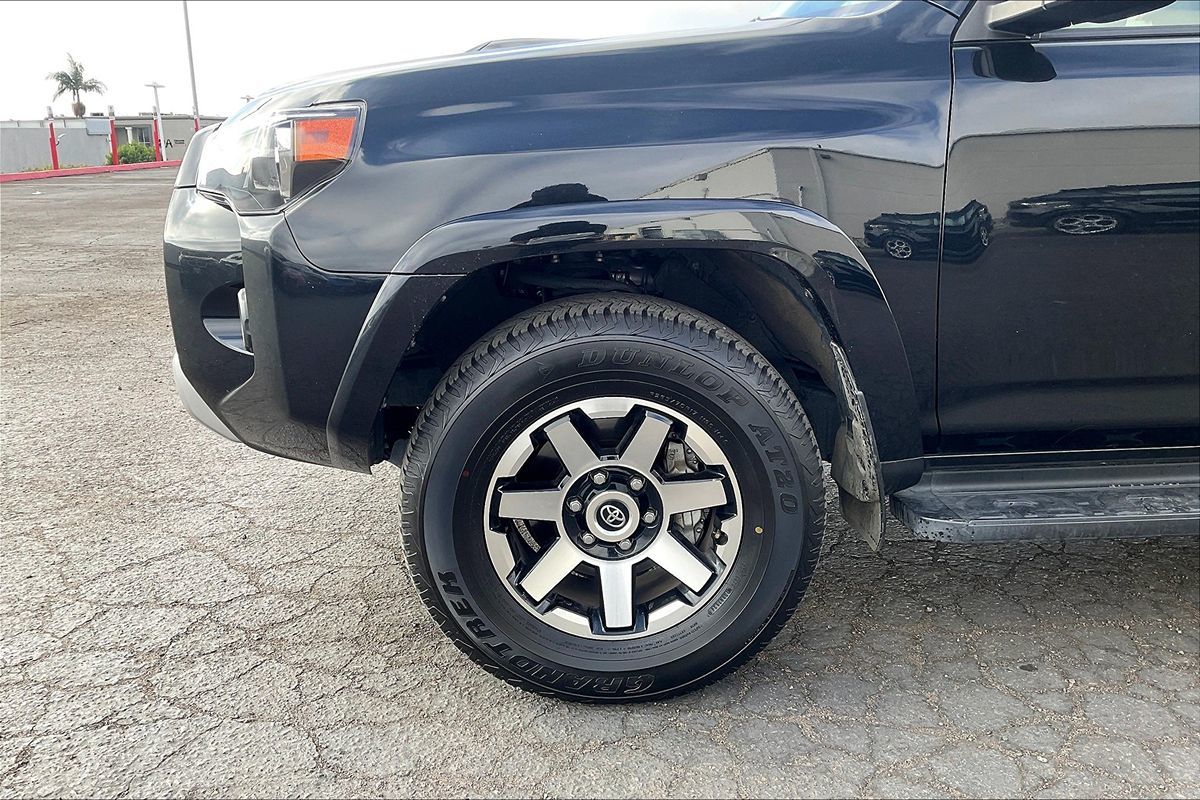 2024 Toyota 4Runner TRD photo 4