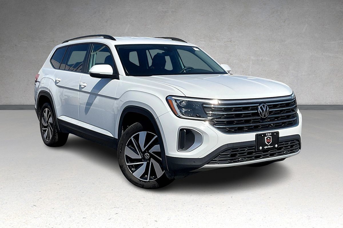 2024 Volkswagen Atlas SE Technology photo 2
