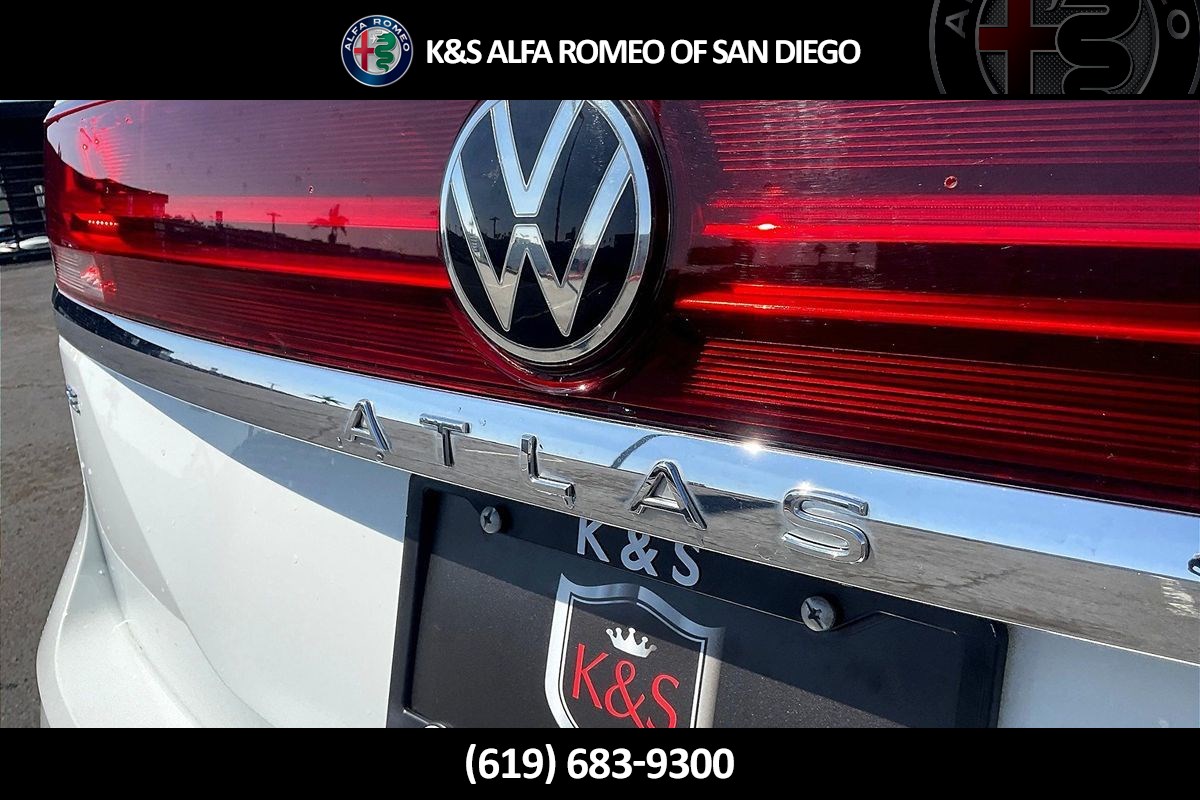 2024 Volkswagen Atlas SE Technology photo 6