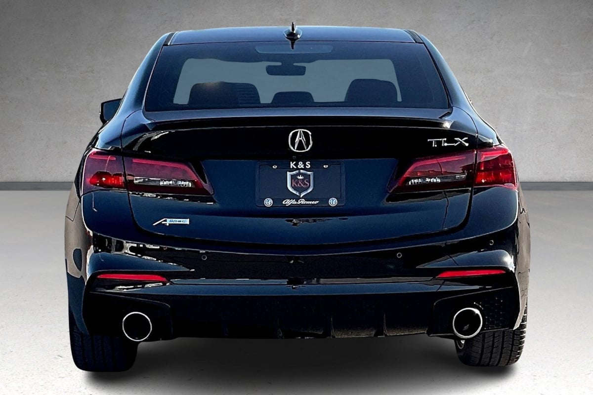 2018 Acura TLX A-Spec photo 4