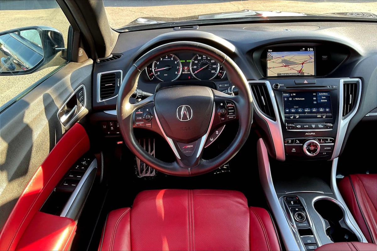 2018 Acura TLX A-Spec photo 5