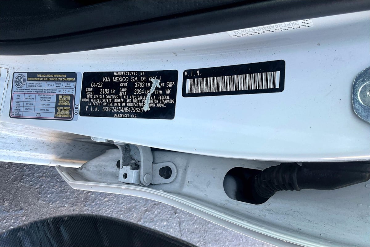 2022 Kia Forte LXS photo 6
