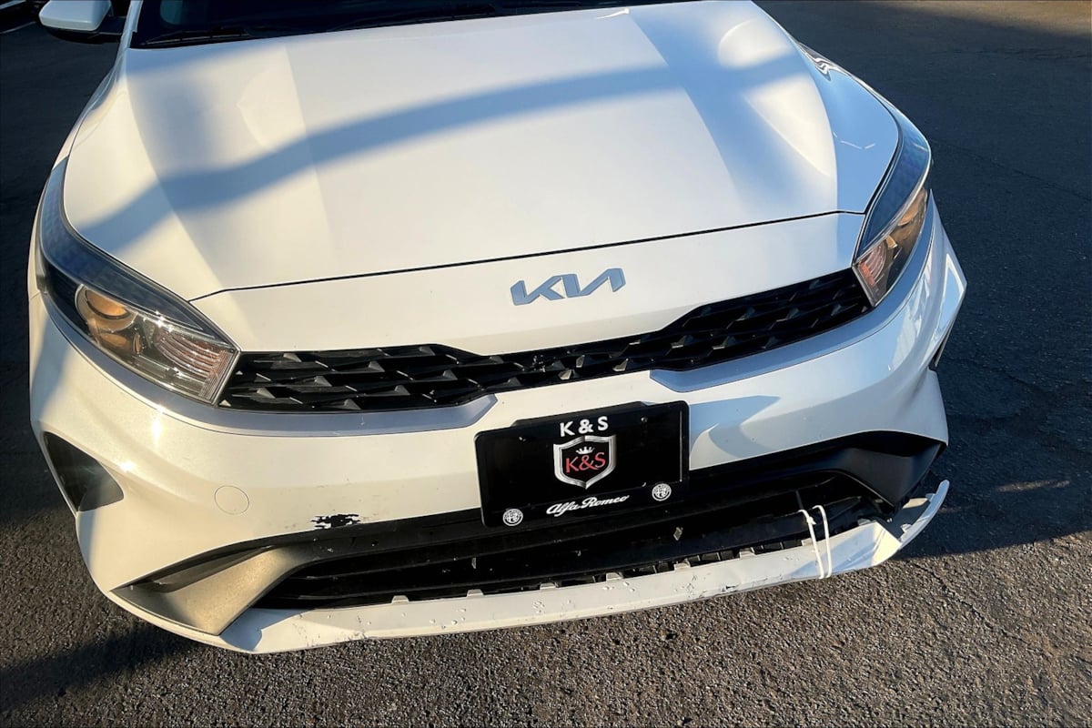 2022 Kia Forte LXS photo 5