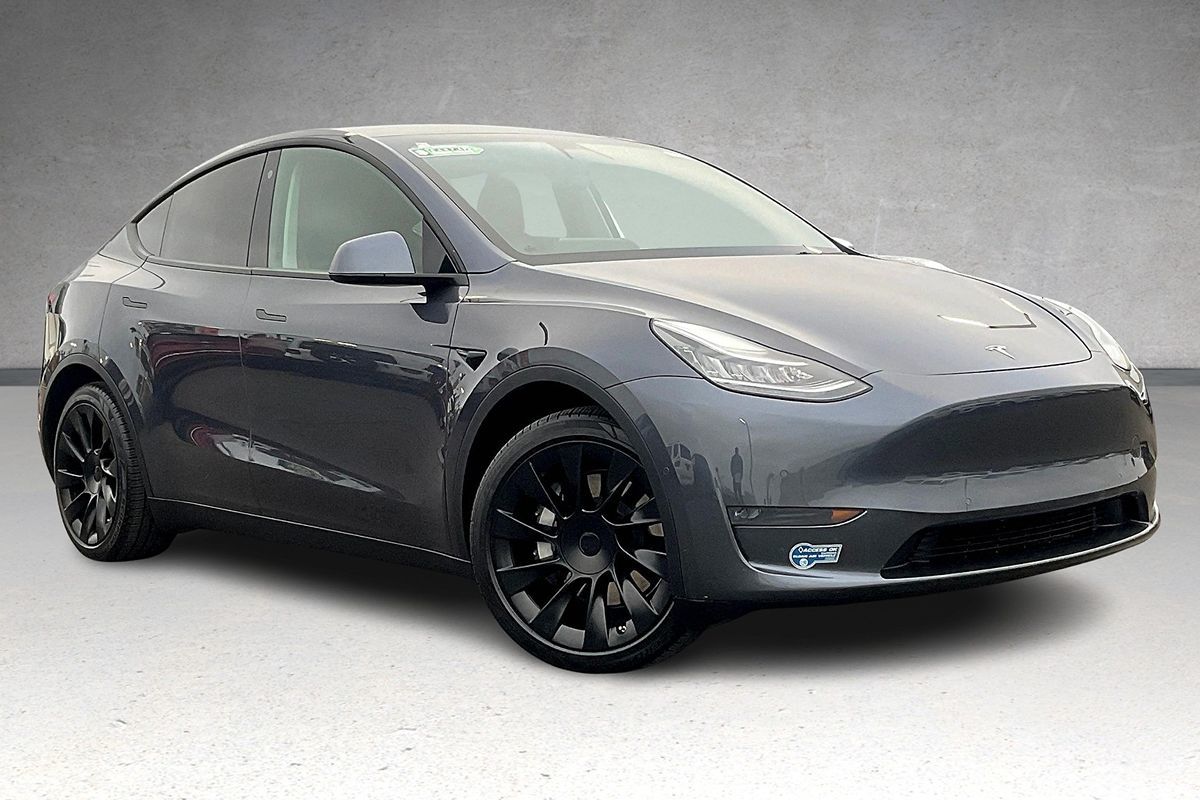 2021 Tesla Model Y Long Range photo 2