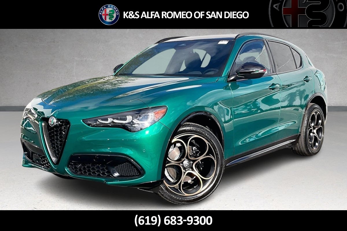 2025 Alfa Romeo Stelvio Intensa AWD's photo