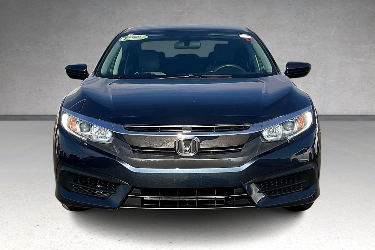 2018 Honda Civic LX photo 2