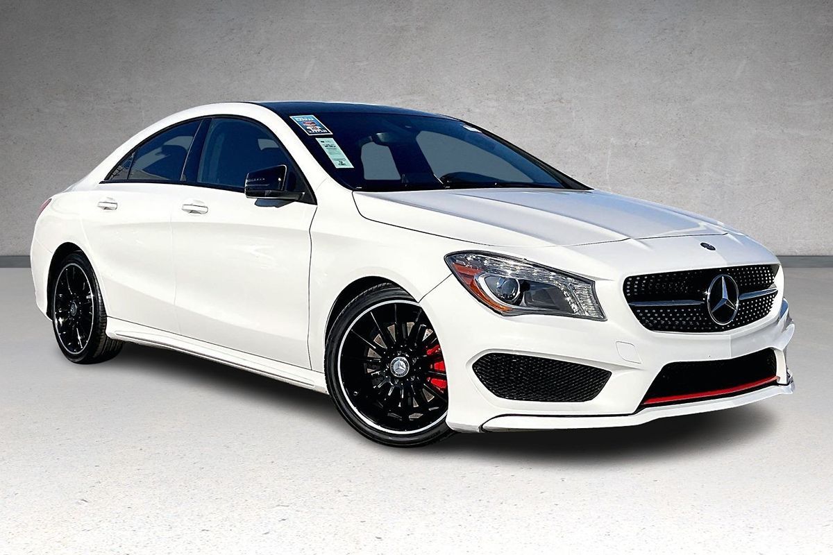 2016 Mercedes Benz CLA 250 photo 2