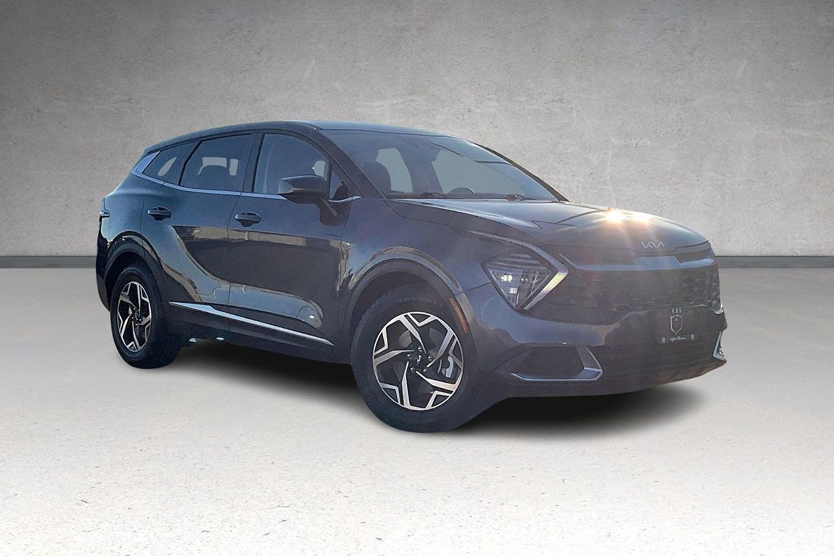 2024 Kia Sportage LX photo 2