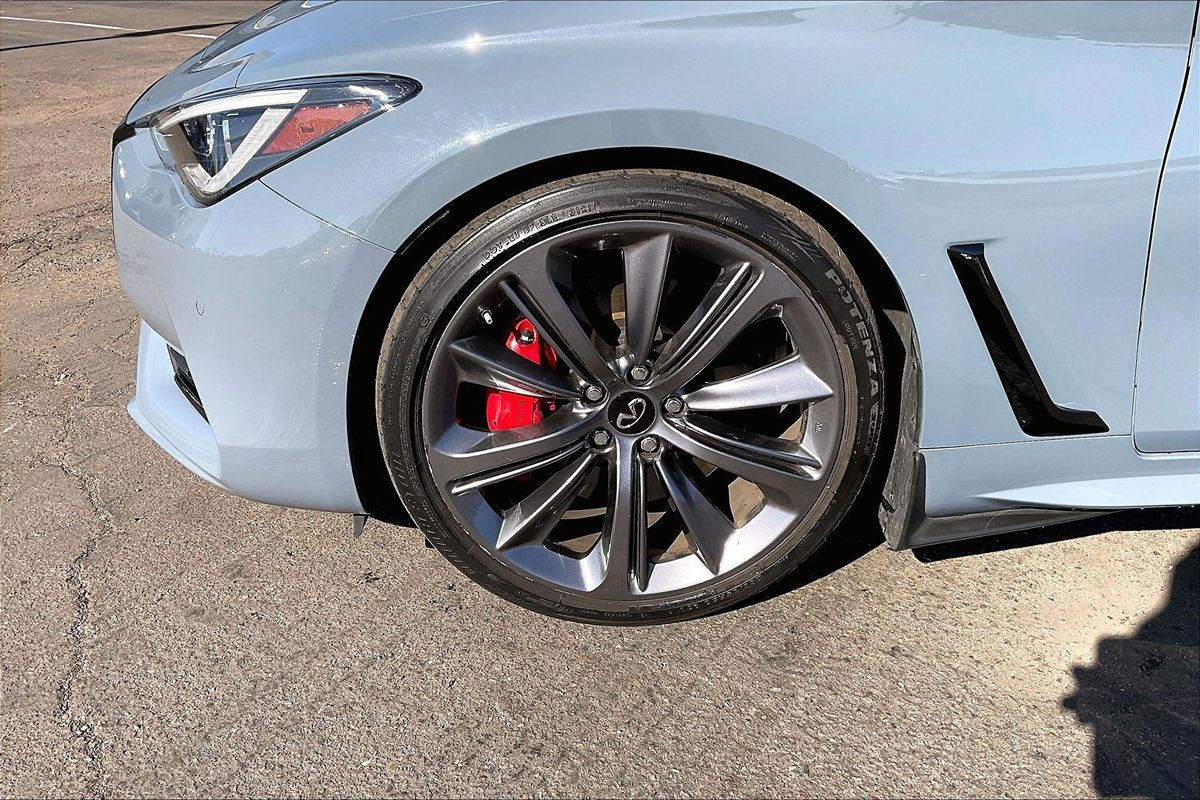2022 Infiniti Q60 Red Sport 400 photo 4