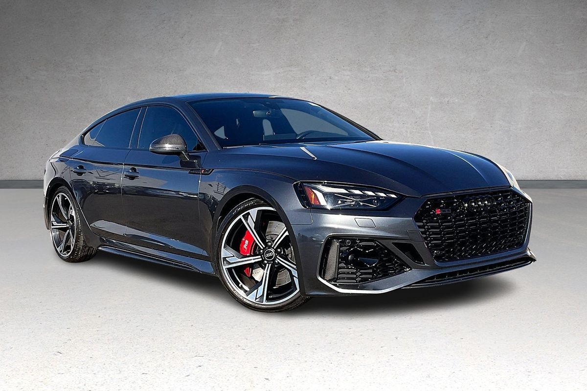 2021 Audi RS 5 photo 2