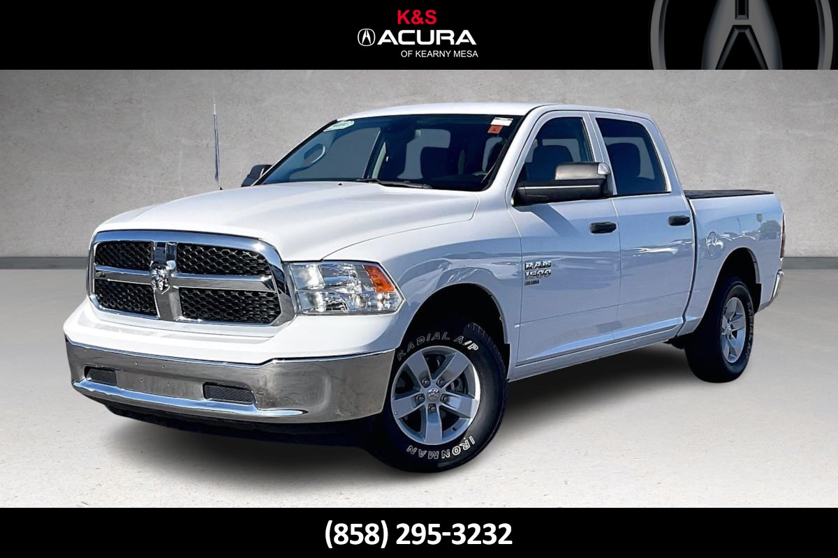 2023 RAM 1500 Classic SLT Crew Cab 4WD
