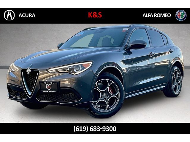 2022 Alfa Romeo Stelvio Ti AWD