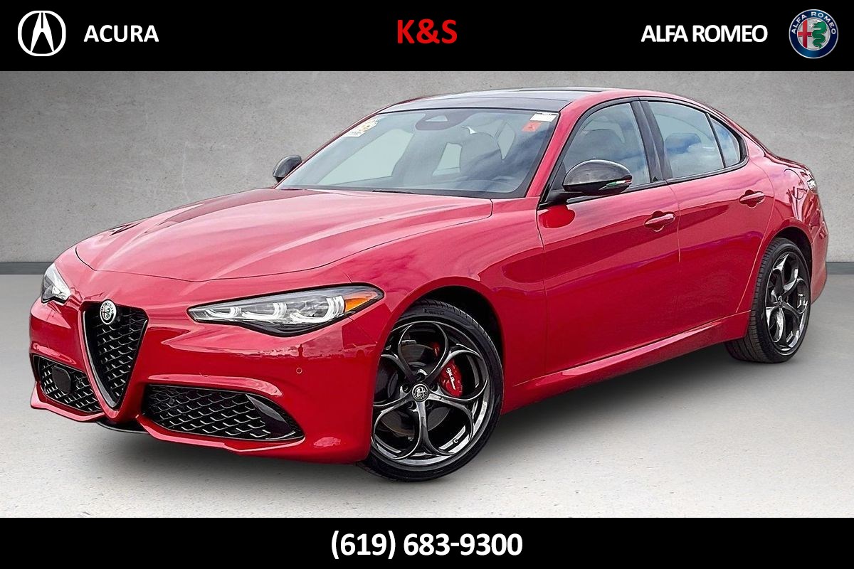 2025 Alfa Romeo Giulia Tributo Italiano AWD's photo