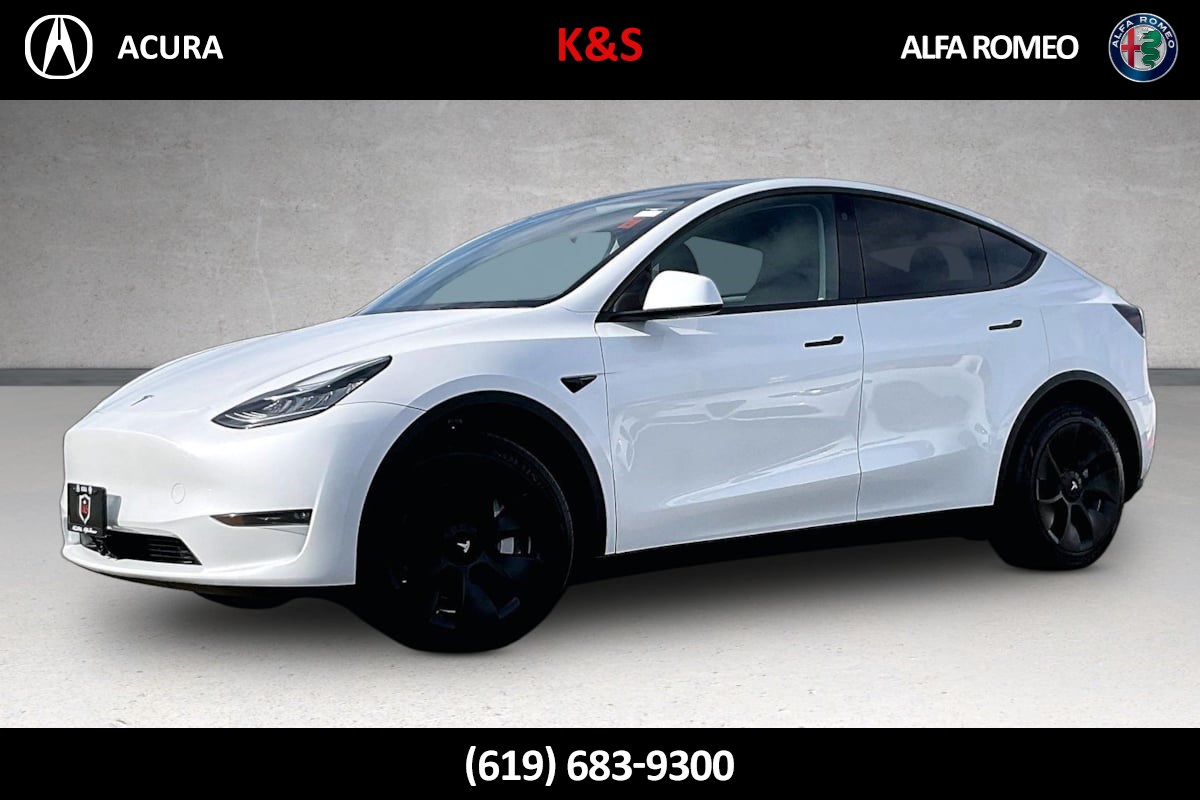 Pearl White Multi-Coat 2023 Tesla Model Y Long Range AWD SUV / Crossover All-Wheel Drive Automatic