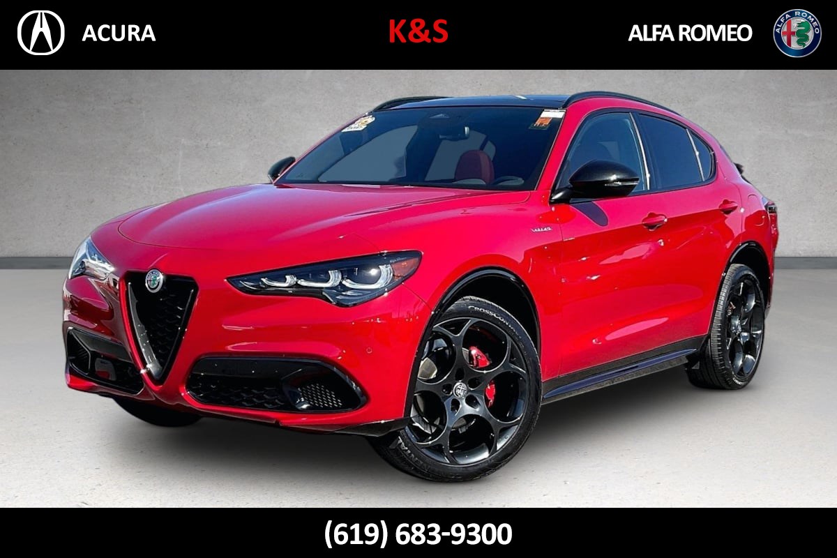 2025 Alfa Romeo Stelvio