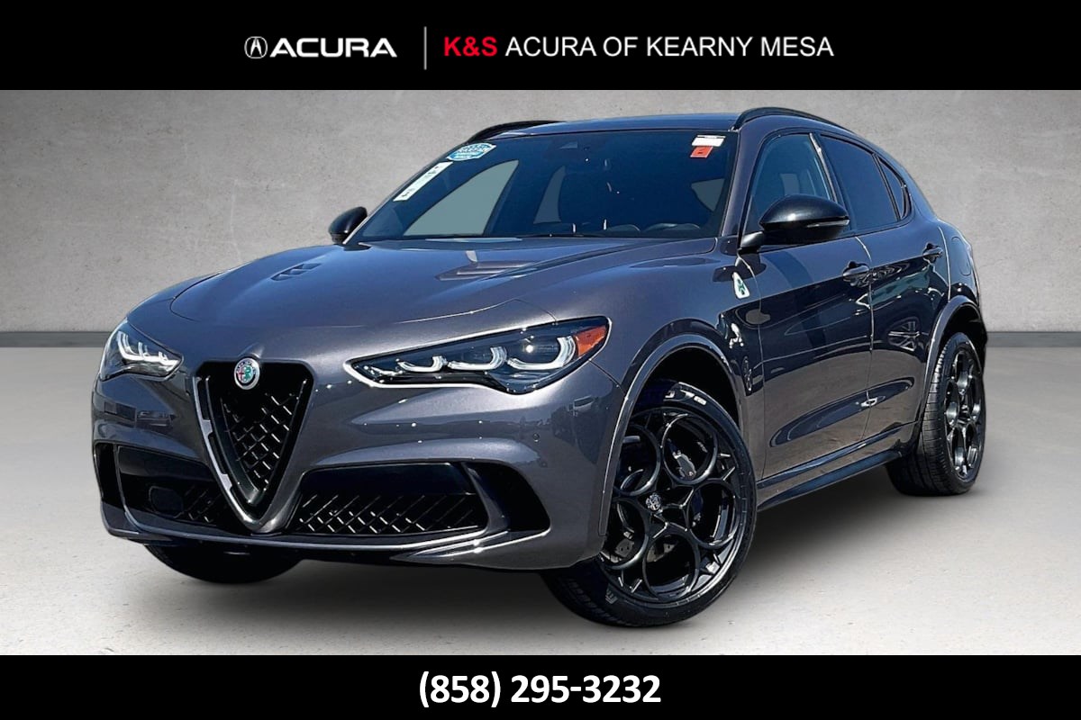 Certified Pre-Owned 2024 Alfa Romeo Stelvio Quadrifoglio Carbon