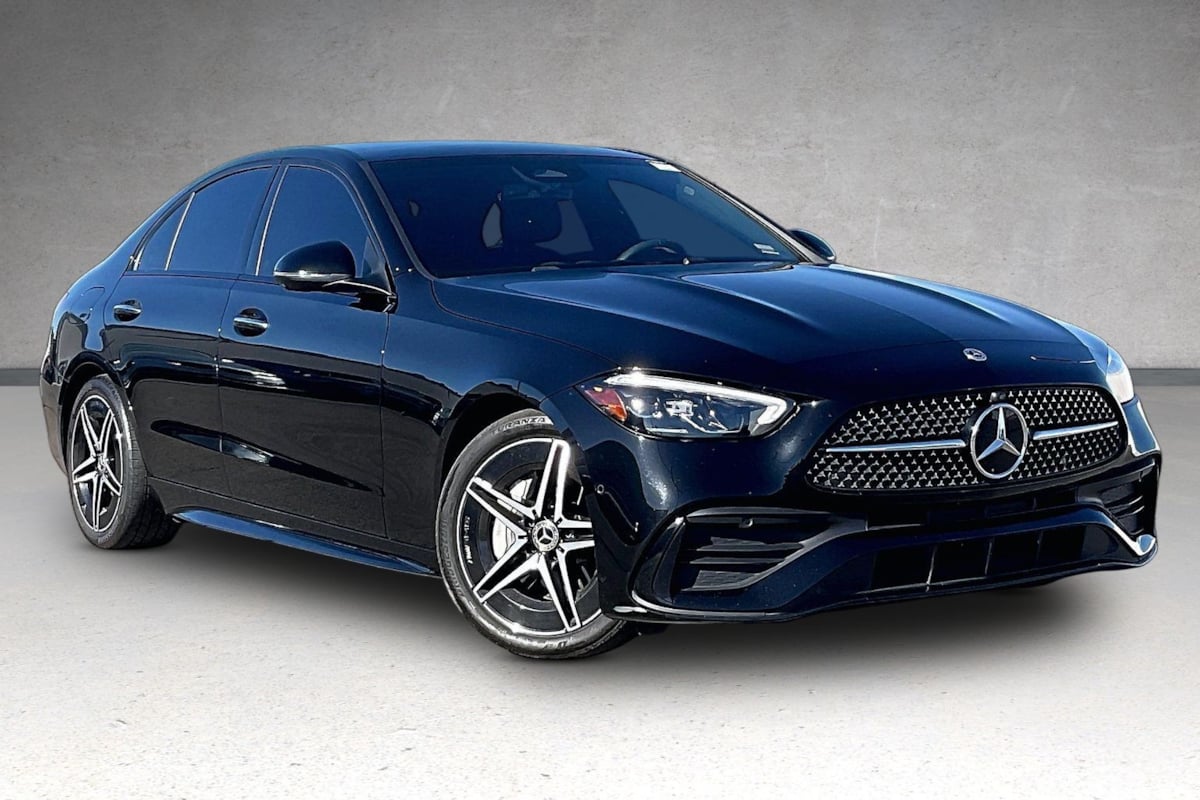 2025 Mercedes-Benz C-Class Sedan C 300 - Photo 2