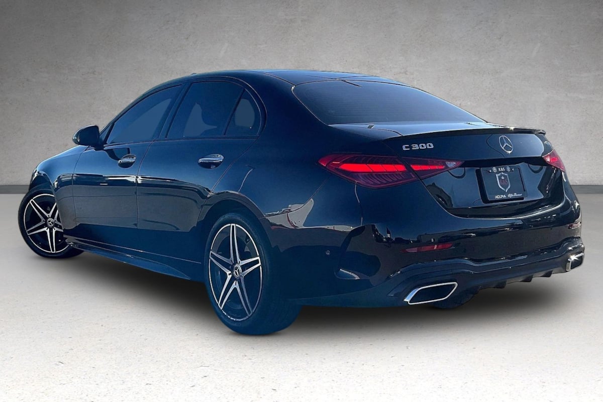 2025 Mercedes-Benz C-Class Sedan C 300 - Photo 3