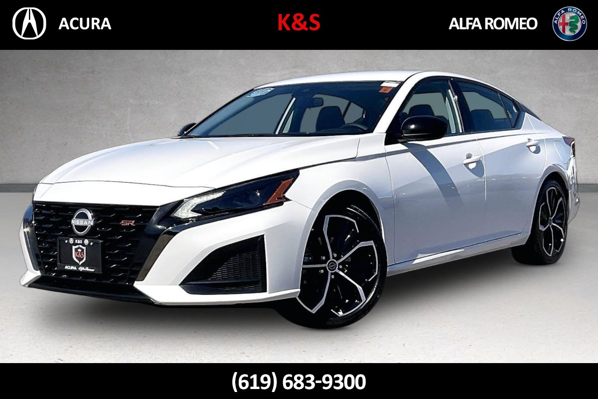 2025 Nissan Altima SR