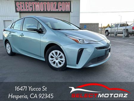 2019 Toyota Prius LE