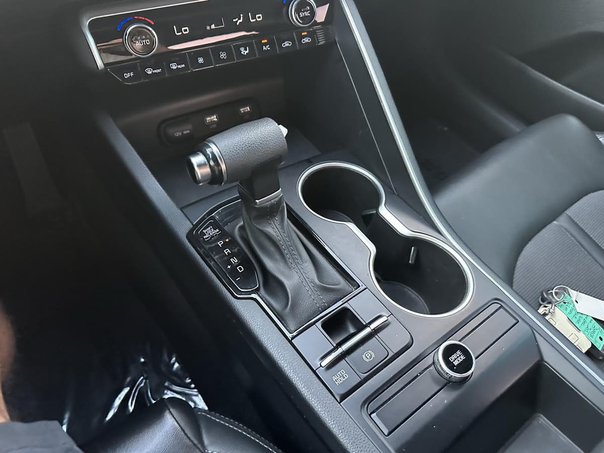 Kia K5 photo 10