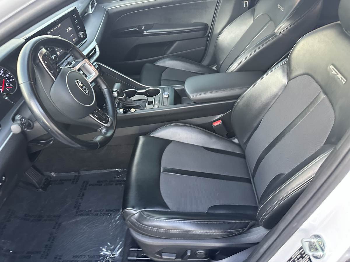 Kia K5 photo 11