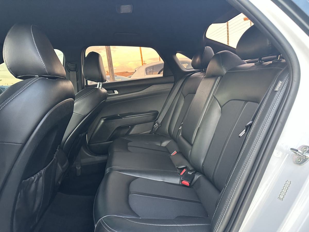 Kia K5 photo 15