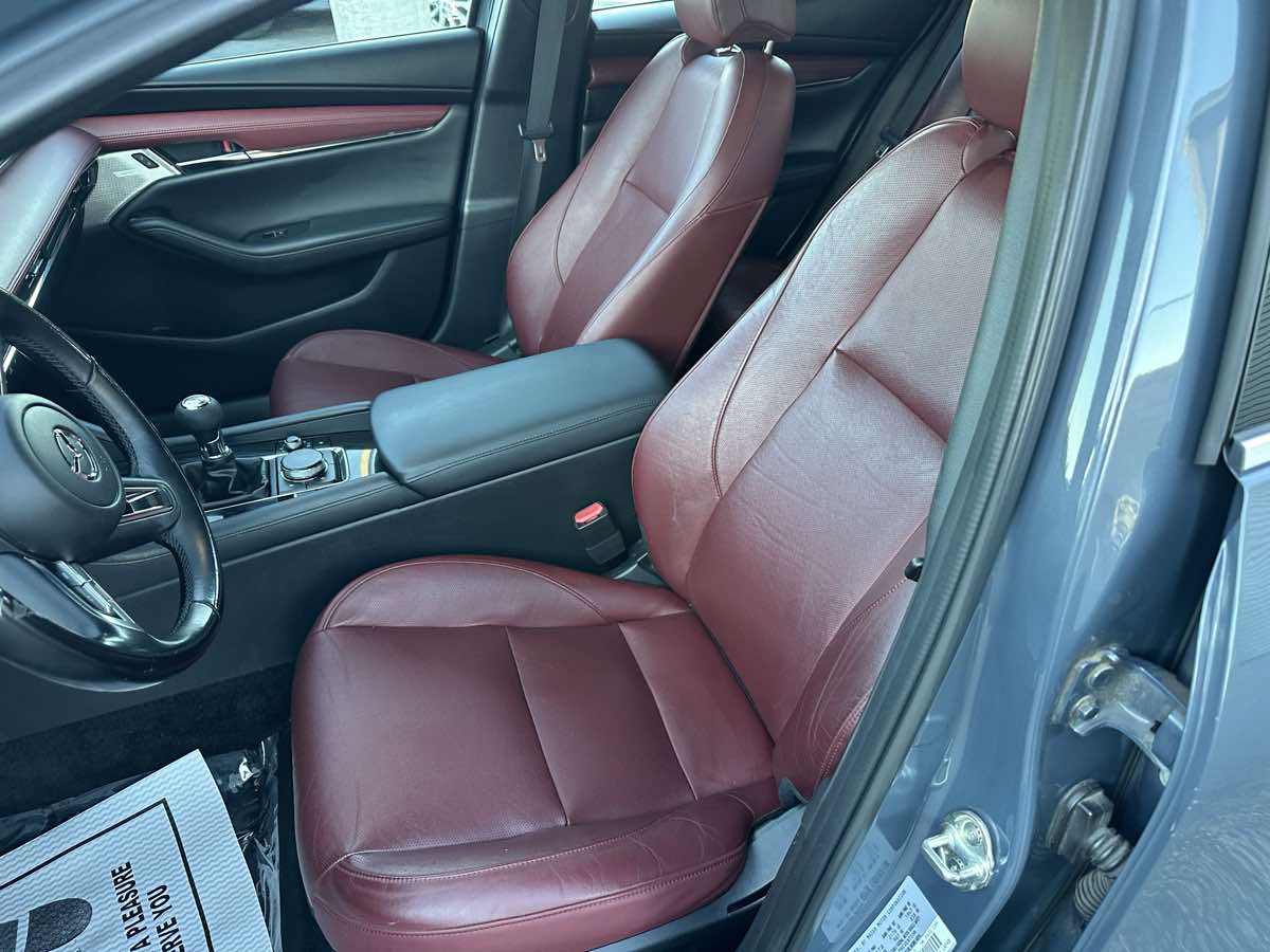 Sold 2022 Mazda Mazda3 Hatchback Premium in Hesperia