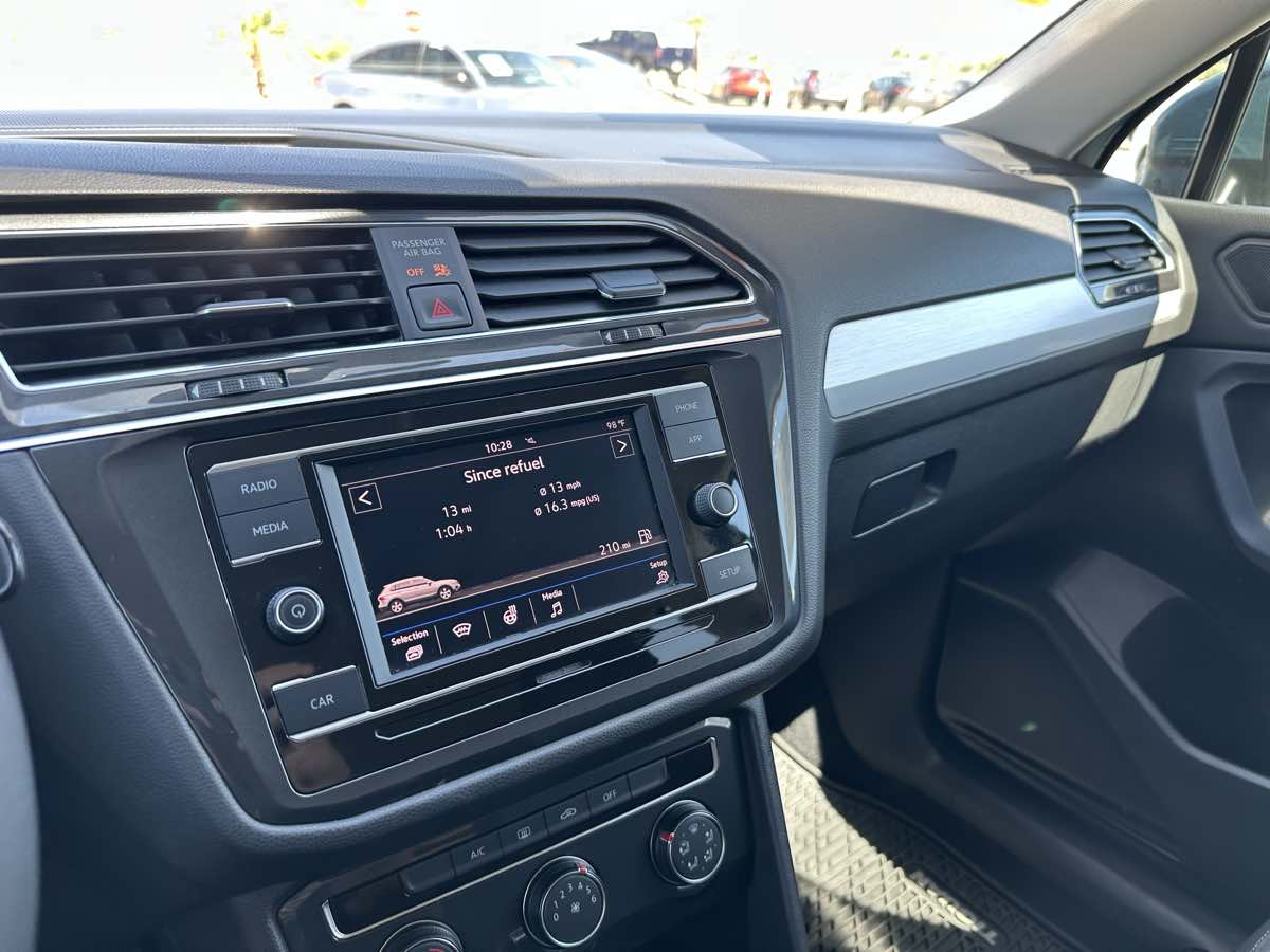 2019 Volkswagen Tiguan S - Photo 9