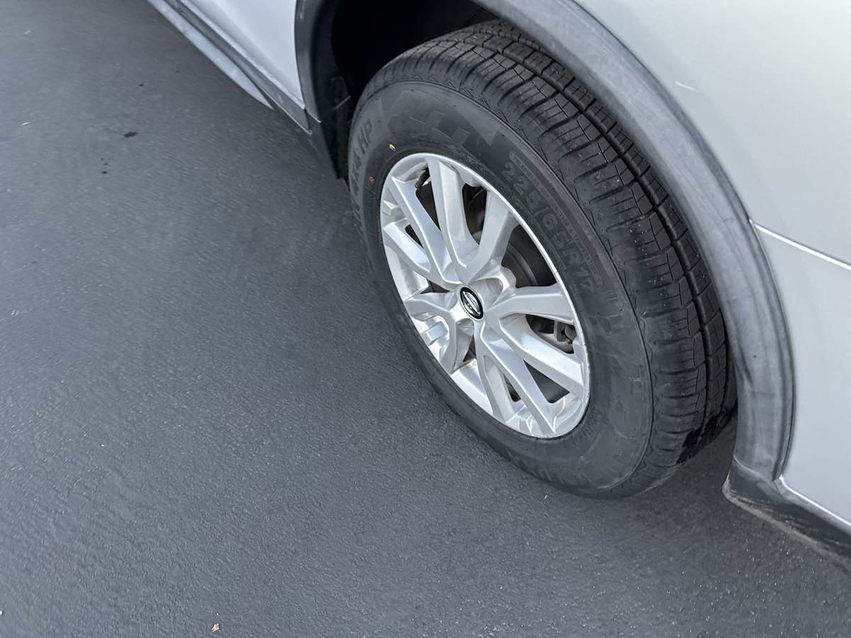 2020 Nissan Rogue SV - Photo 14
