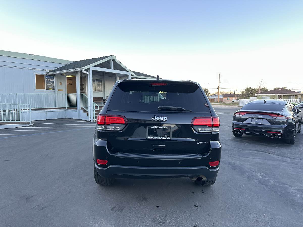 2022 Jeep Grand Cherokee WK Laredo E - Photo 6