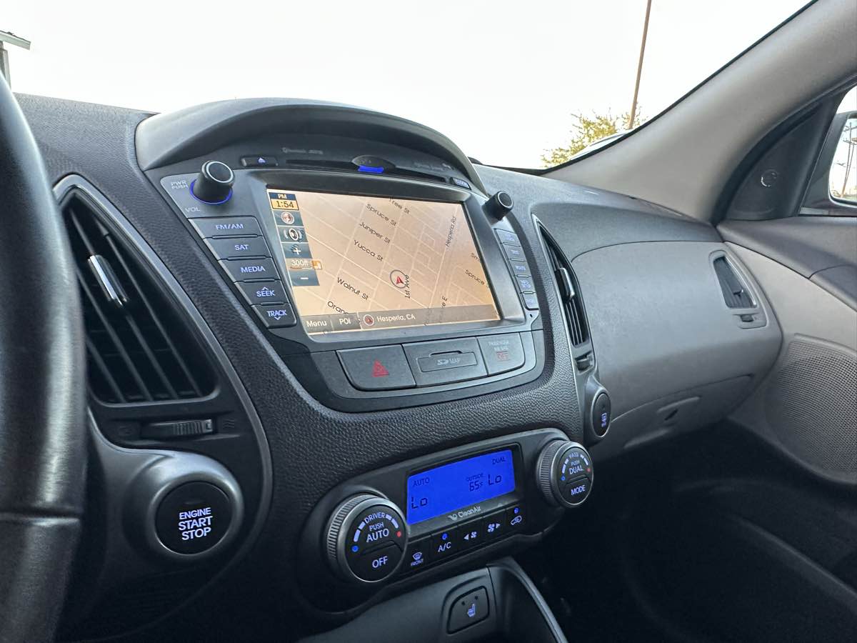 2015 Hyundai Tucson Limited - Photo 9