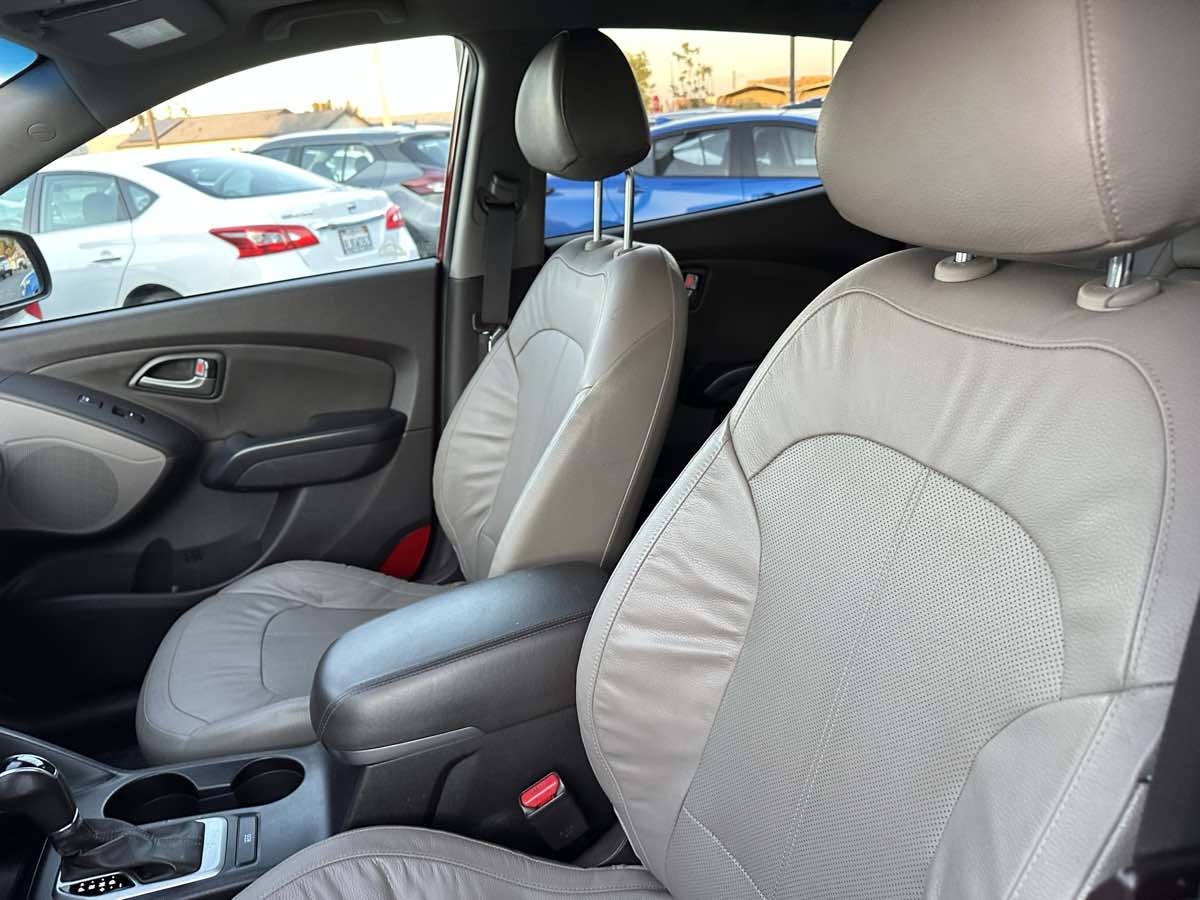 2015 Hyundai Tucson Limited - Photo 12