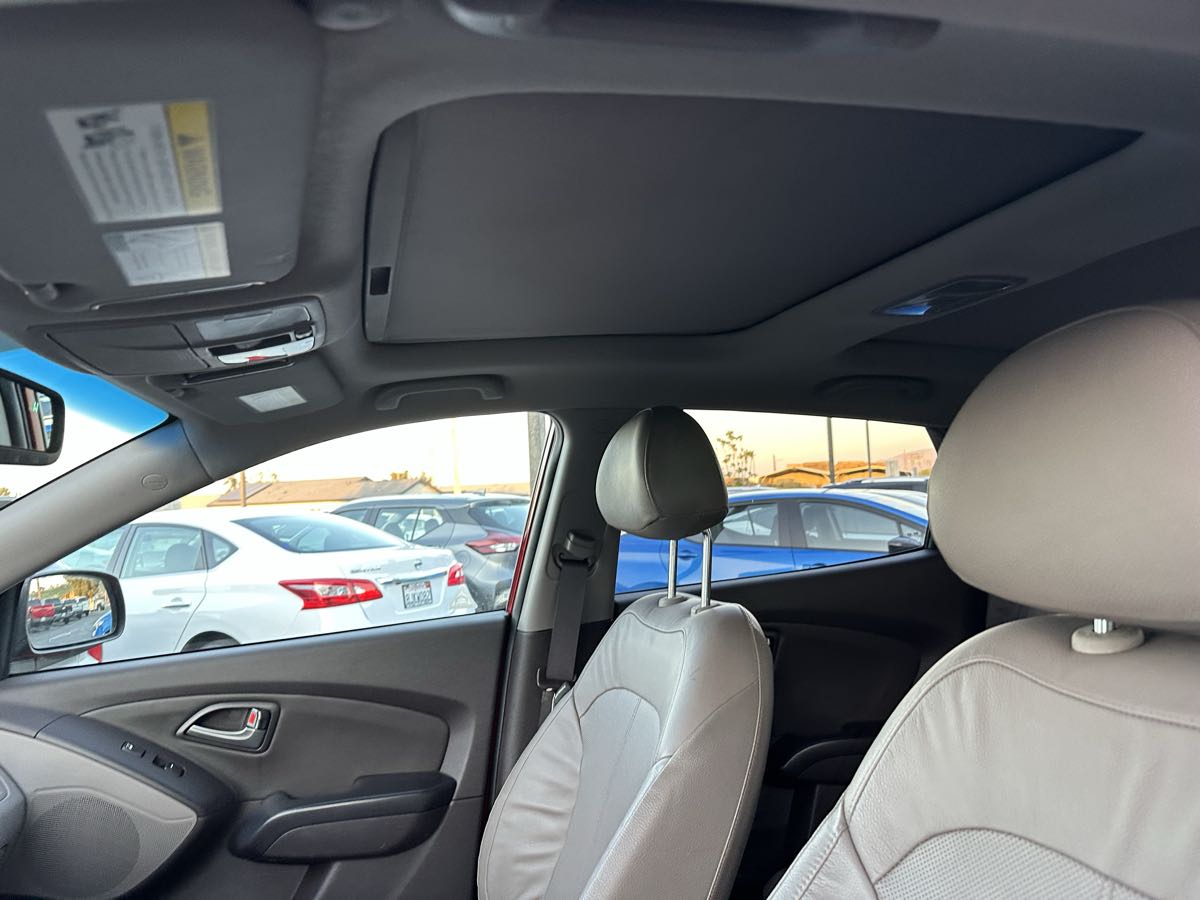 2015 Hyundai Tucson Limited - Photo 13