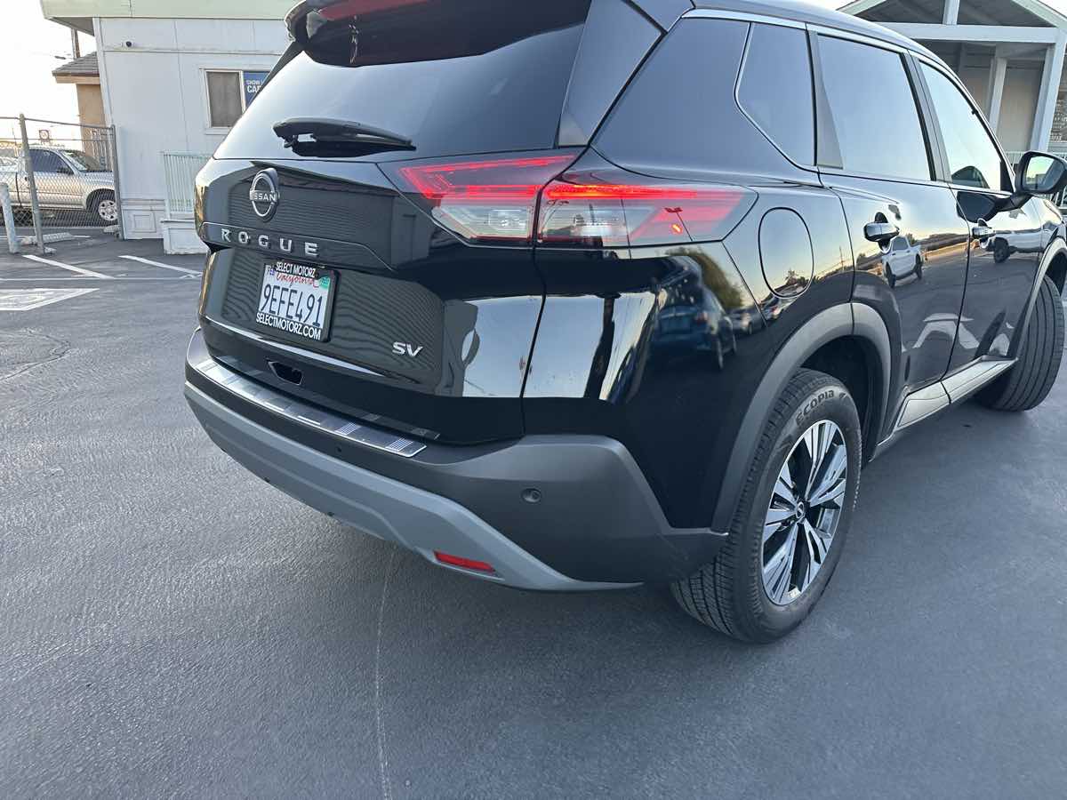 2023 Nissan Rogue SV - Photo 15