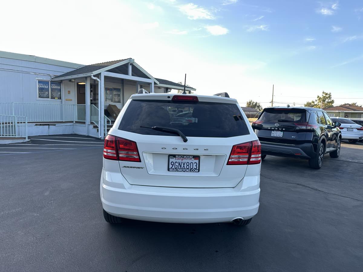 2017 Dodge Journey SE - Photo 6