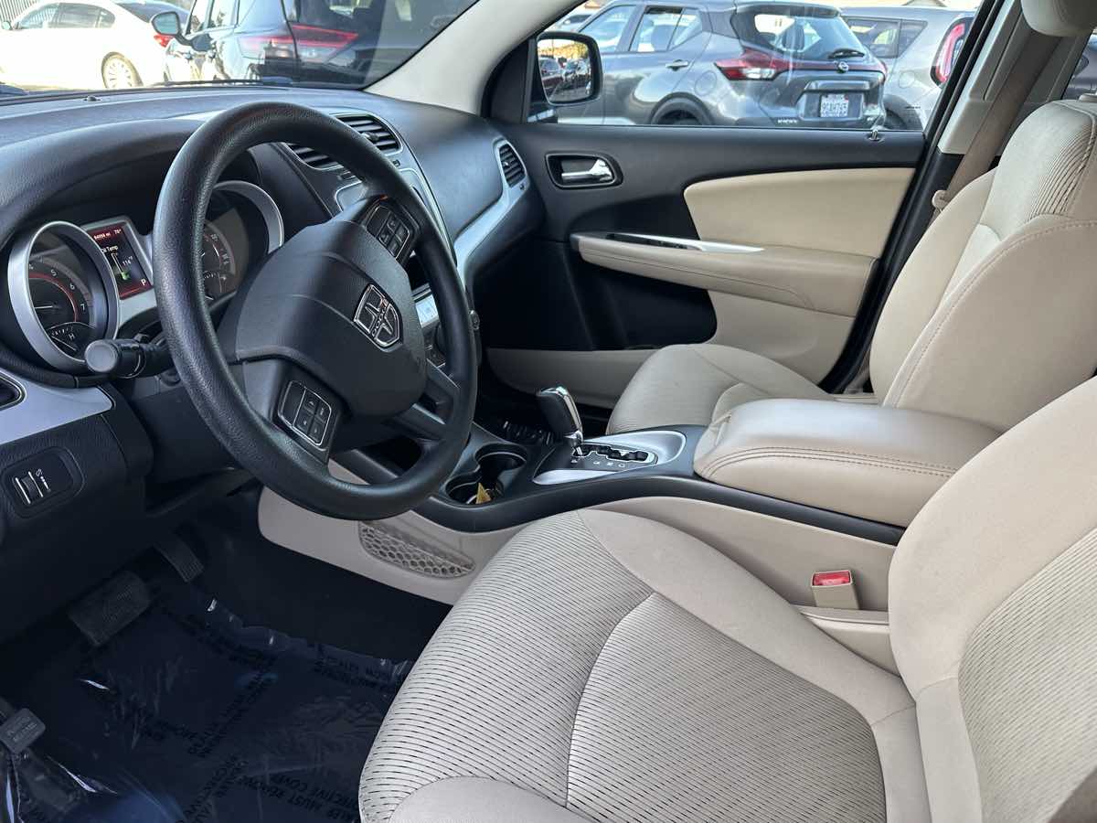2017 Dodge Journey SE - Photo 11