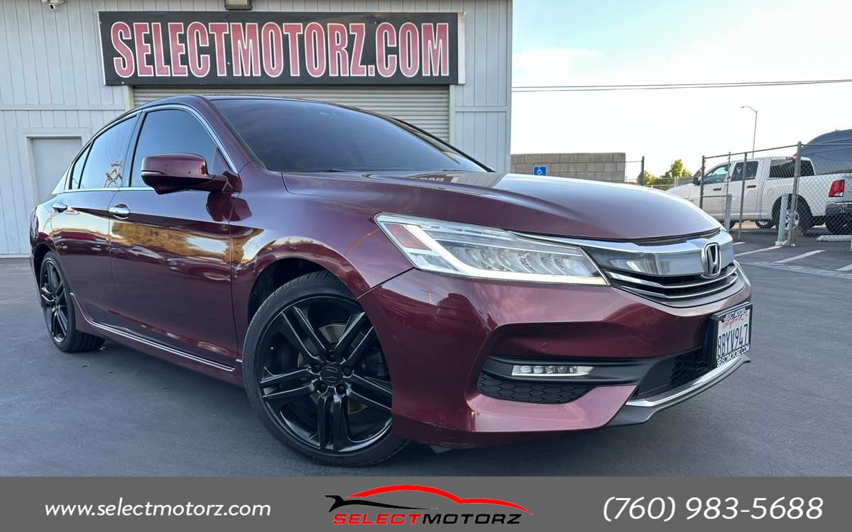 2017 Honda Accord Touring Auto's photo