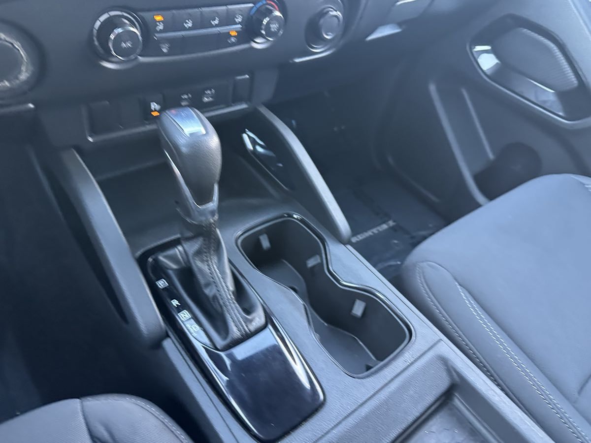 2023 Nissan Frontier SV - Photo 10