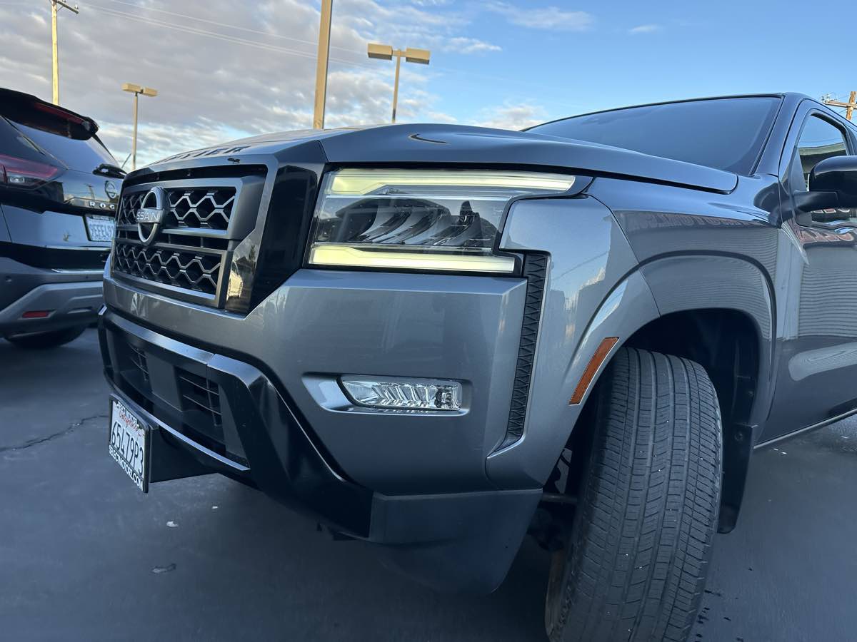 2023 Nissan Frontier SV - Photo 20