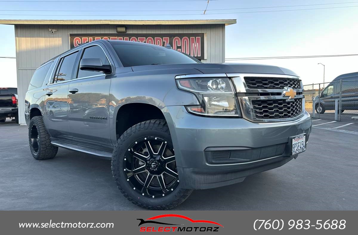 2019 Chevrolet Suburban 2WD 1500 LT's photo