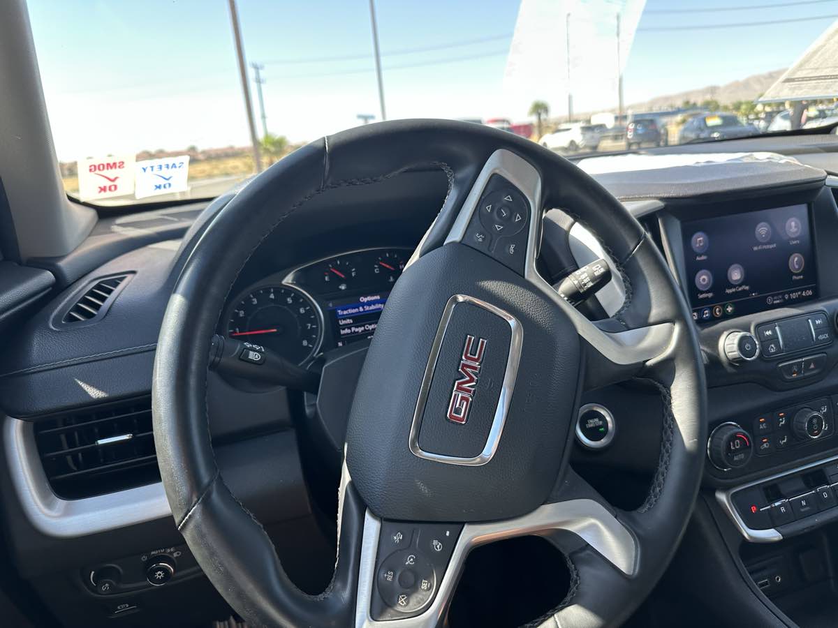 2023 GMC Terrain SLT - Photo 7