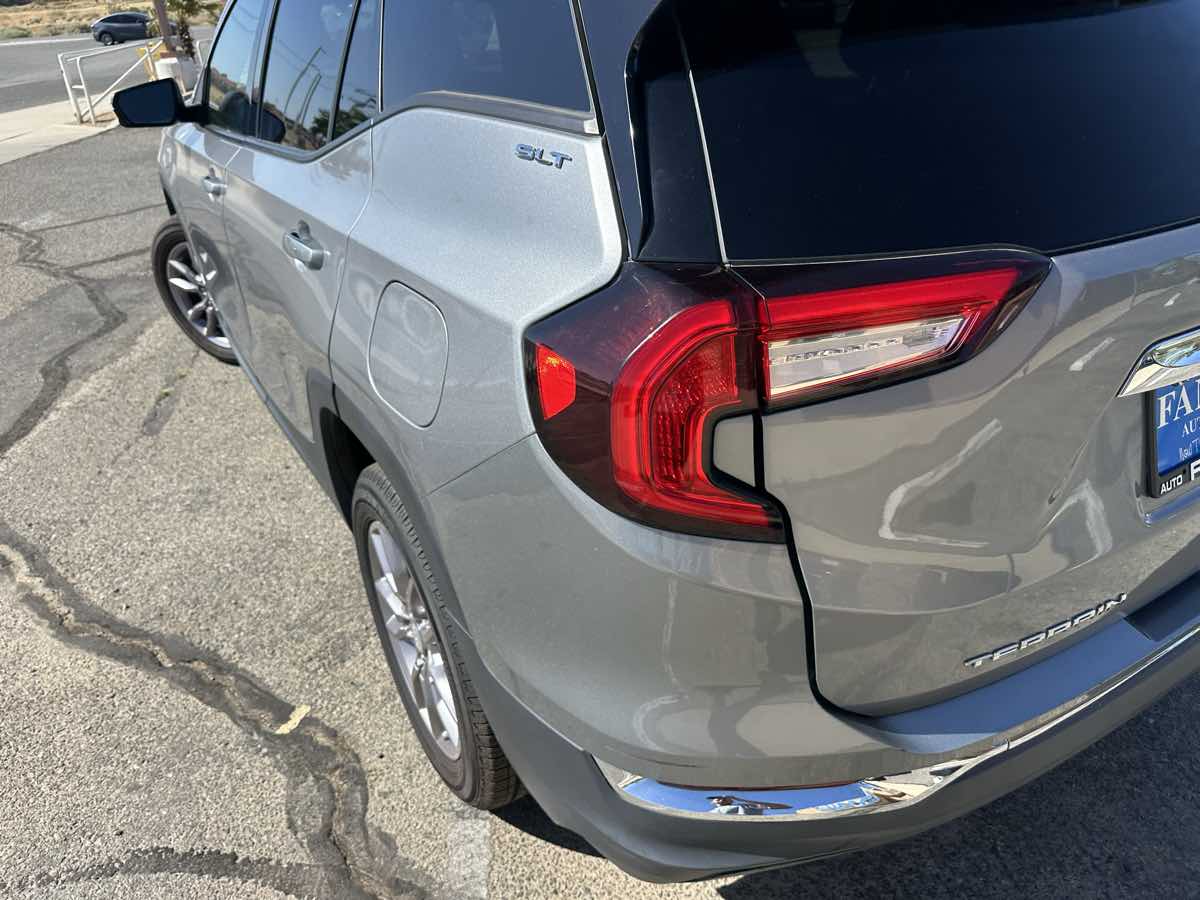 2023 GMC Terrain SLT - Photo 13