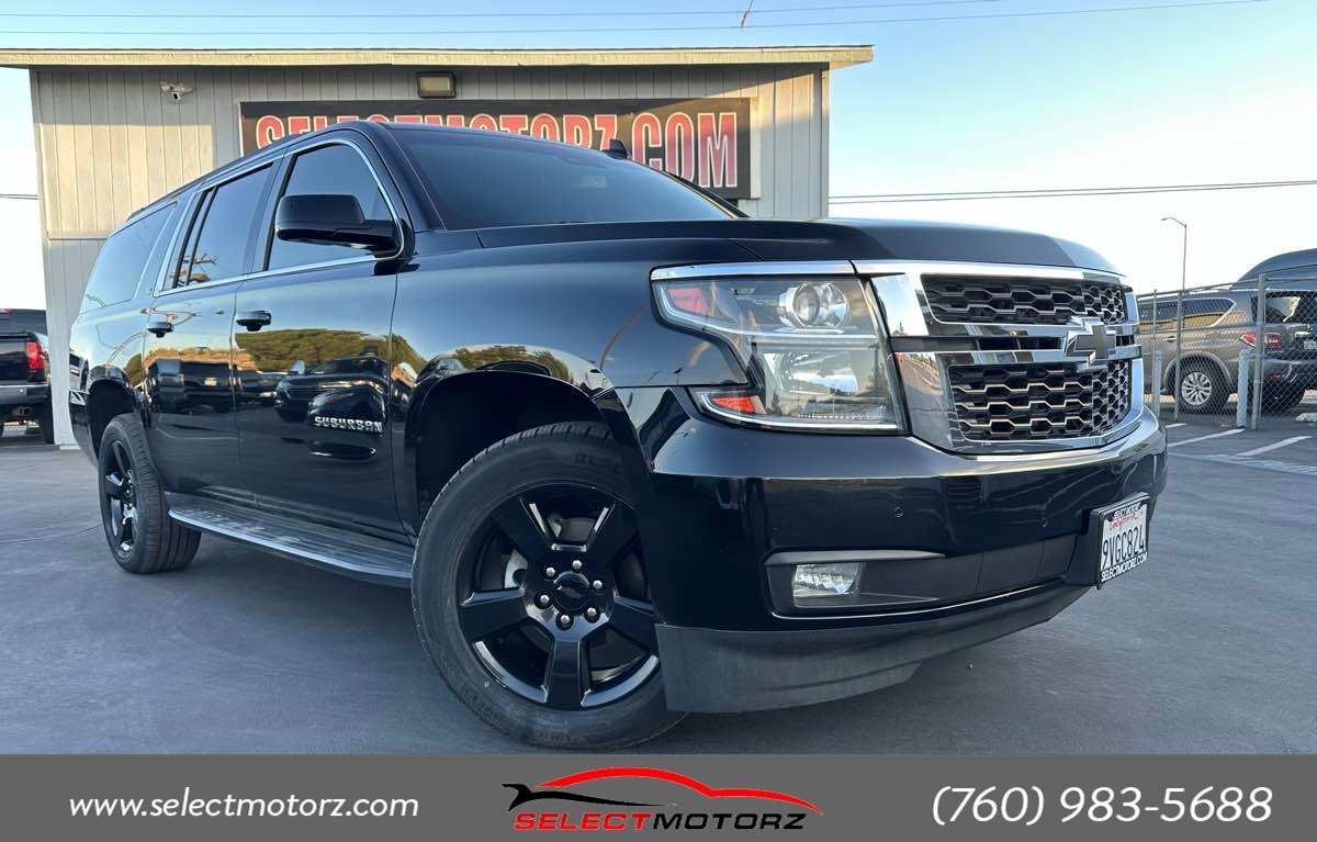 2019 Chevrolet Suburban 2WD 1500 LT's photo