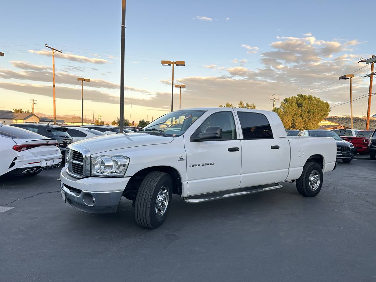 Dodge Ram photo 2
