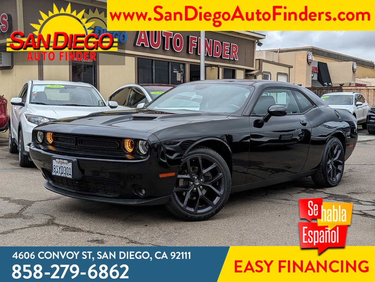 2020 Dodge Challenger SXT RWD, Loaded, Super Sharp, Well Taken Care of, A Must See,..