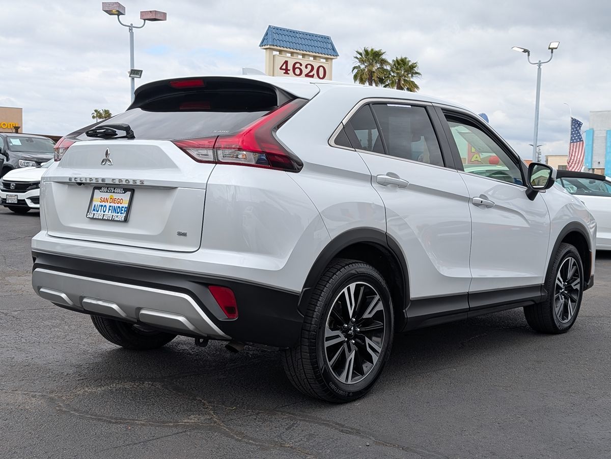 2023 Mitsubishi Eclipse Cross SE photo 11